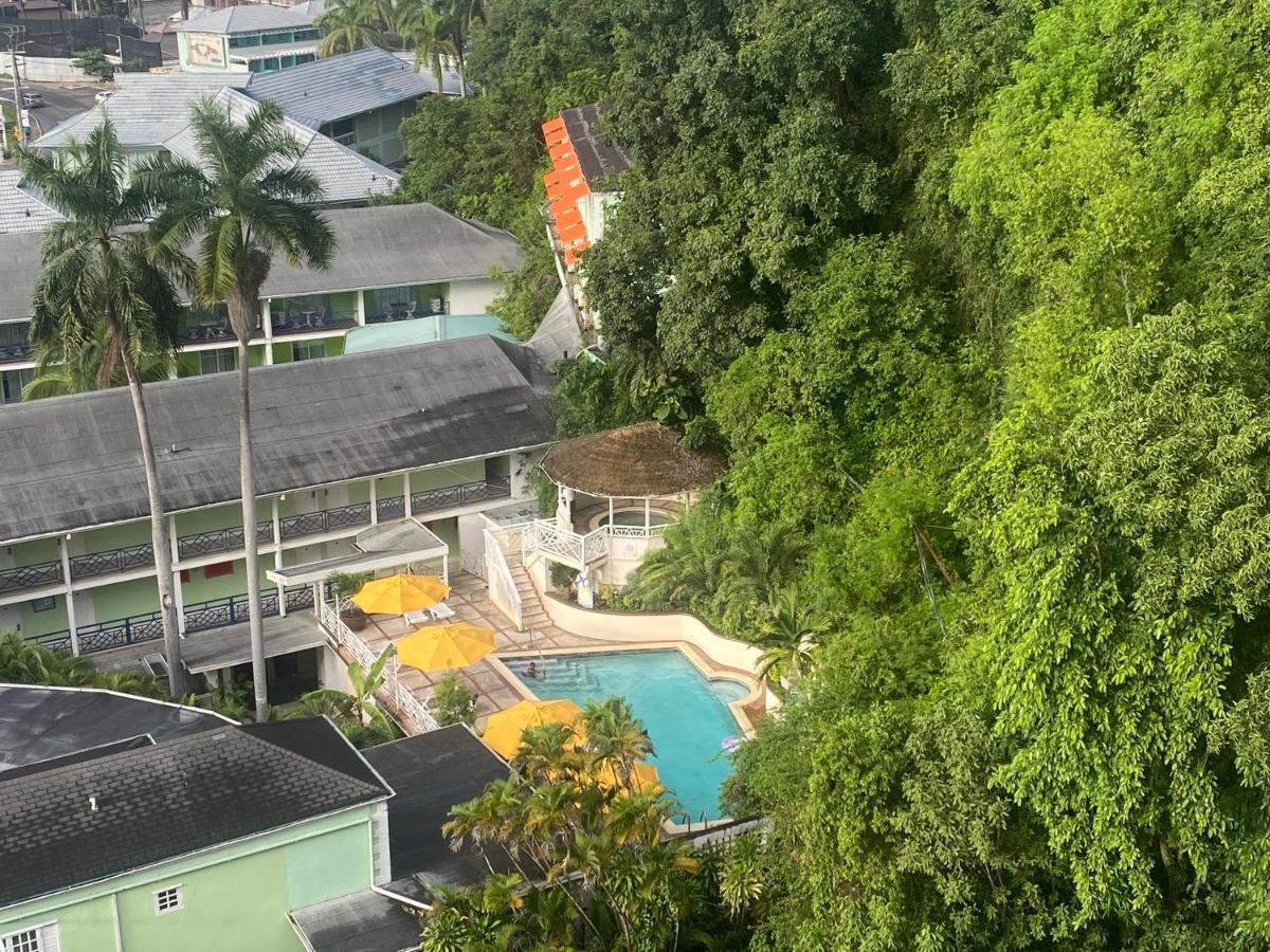Deluxe Montego Bay Club Studio & Suites Buitenkant foto