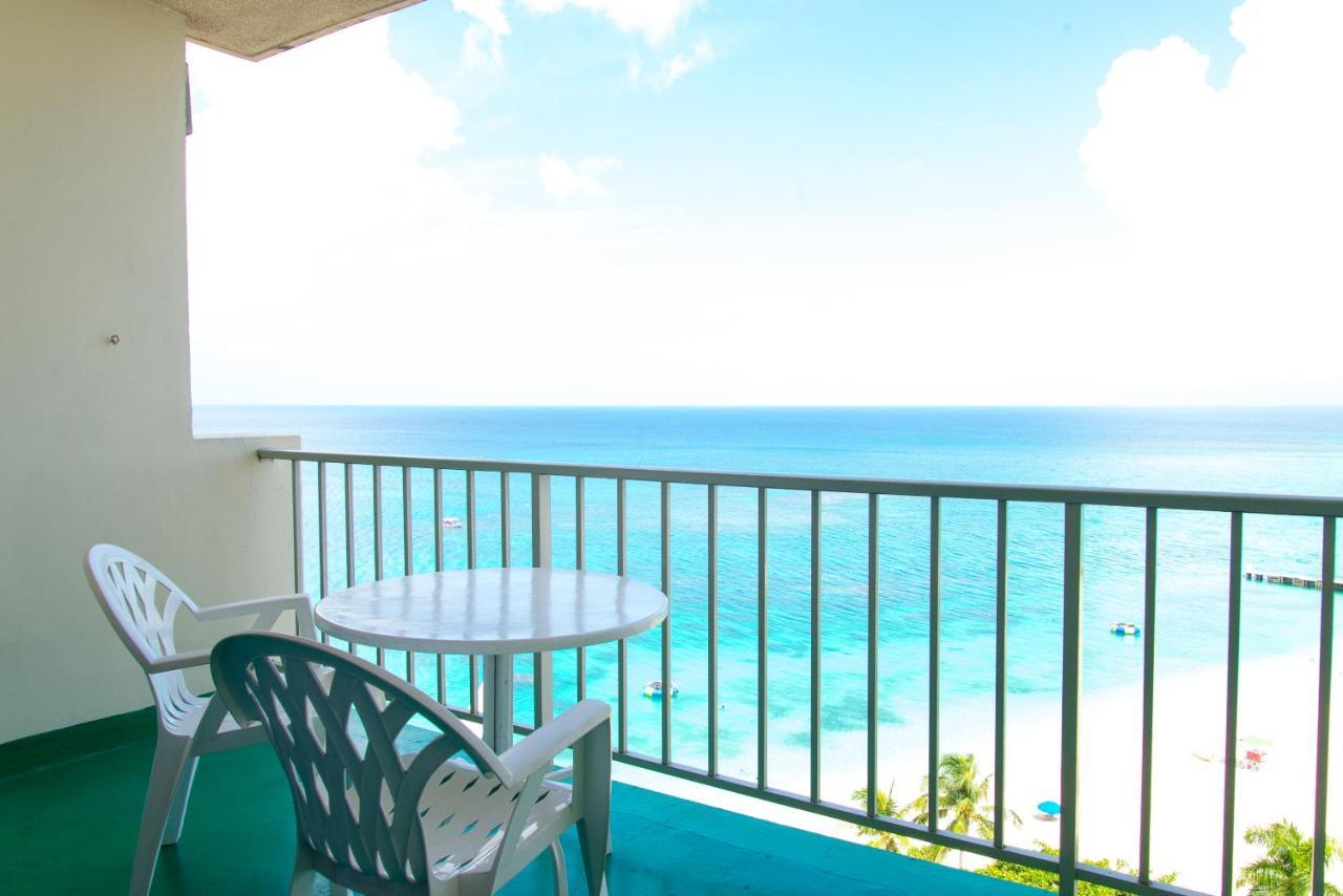 Deluxe Montego Bay Club Studio & Suites Buitenkant foto