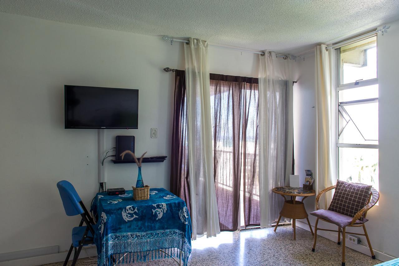 Deluxe Montego Bay Club Studio & Suites Buitenkant foto